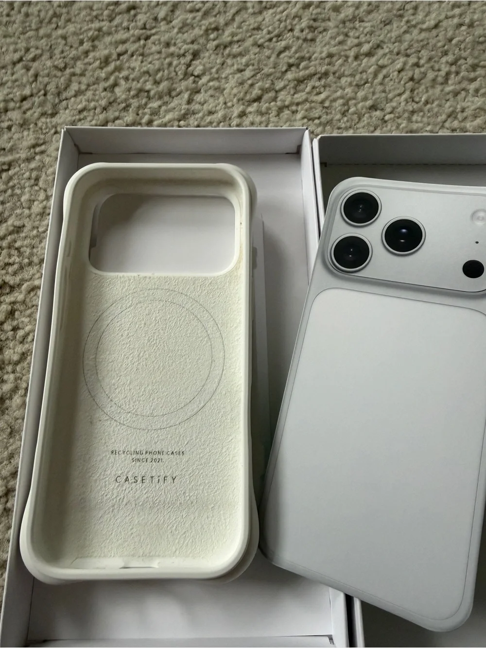 New Casetify iPhone White Silicon 17 Pro case with box